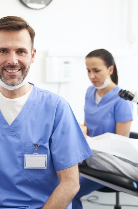 portrait-of-smiling-male-dentist-in-dentist-s-clinic.jpg portrait-of-smiling-male-dentist-in-dentist-s-clinic.jpg